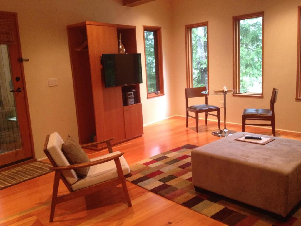Hyphocus Inn Ucluelet Oda fotoğraf